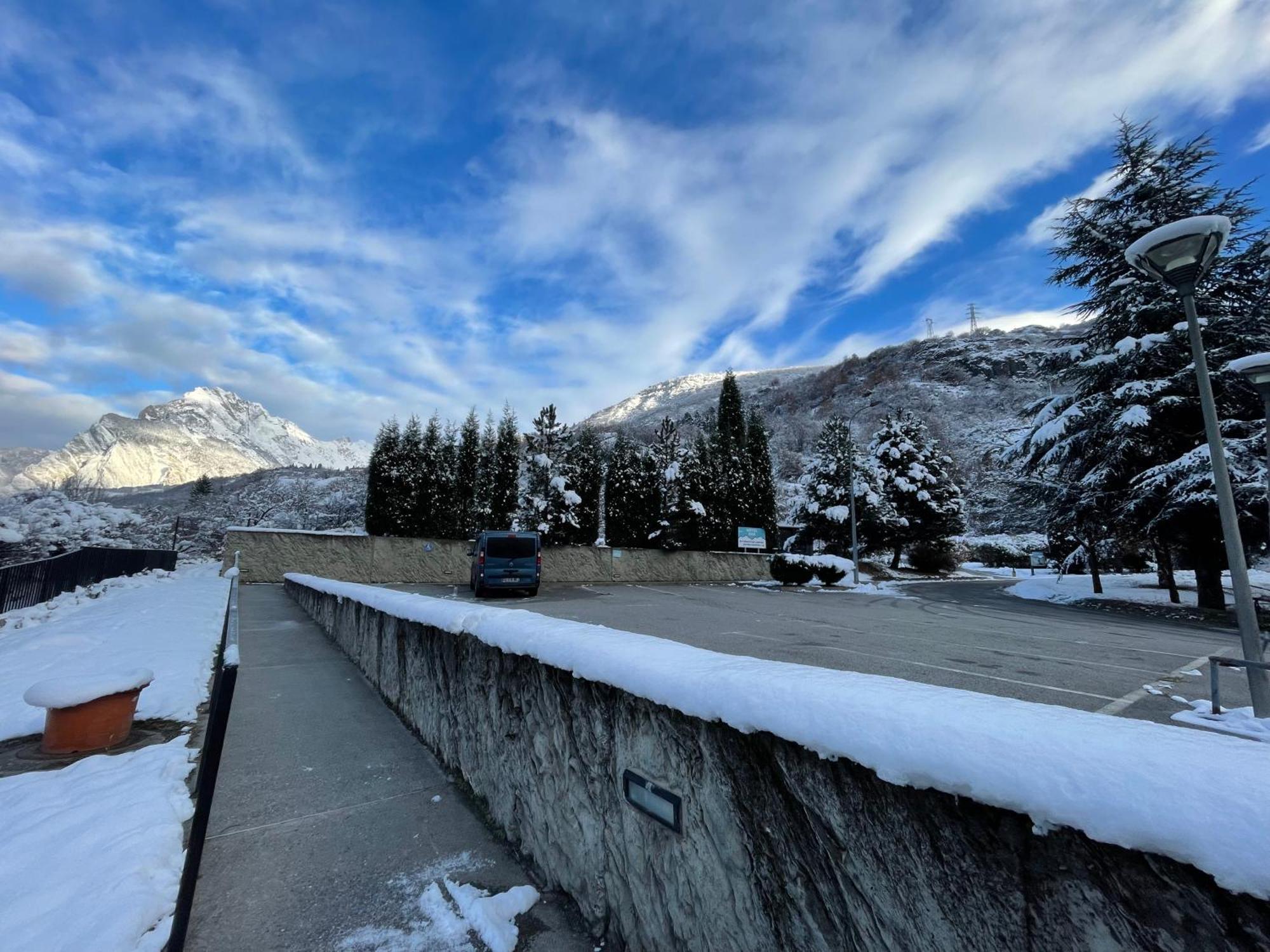 Hotel Le Marintan Saint-Michel-de-Maurienne Ngoại thất bức ảnh