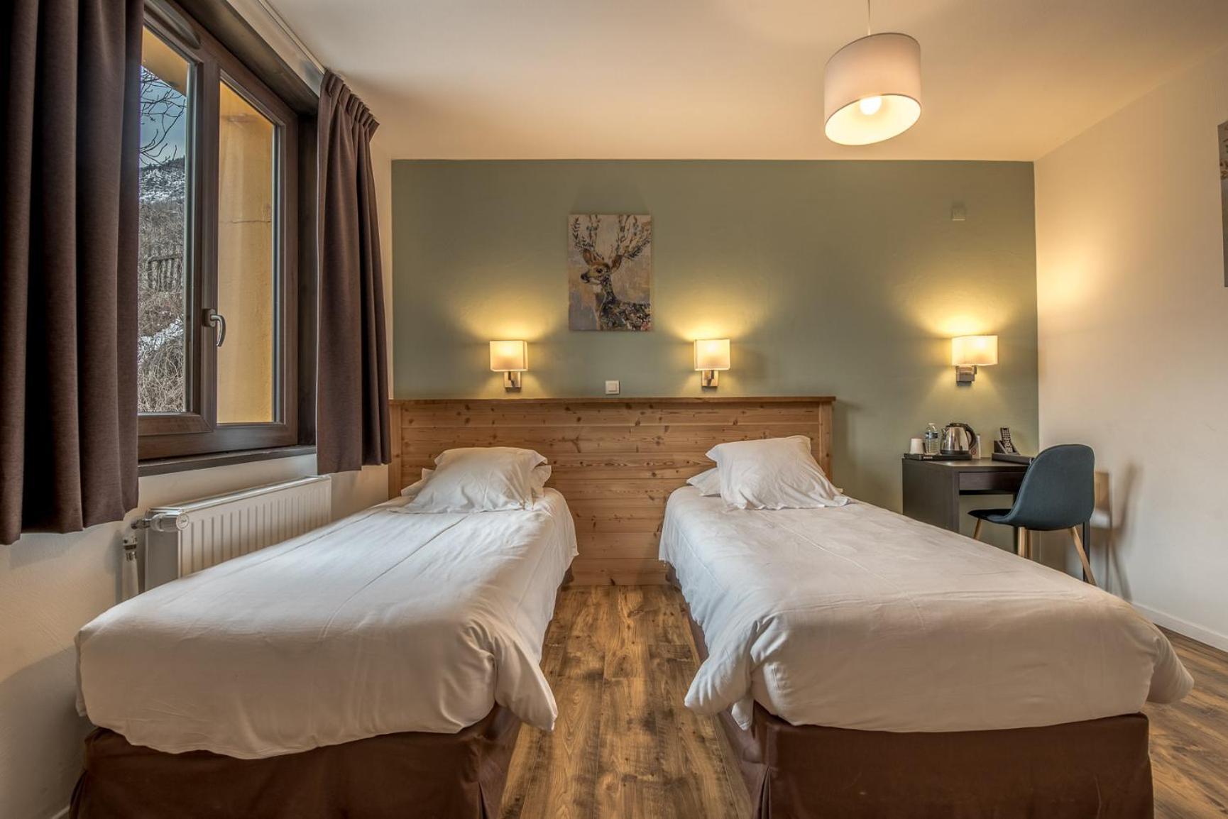 Hotel Le Marintan Saint-Michel-de-Maurienne Ngoại thất bức ảnh