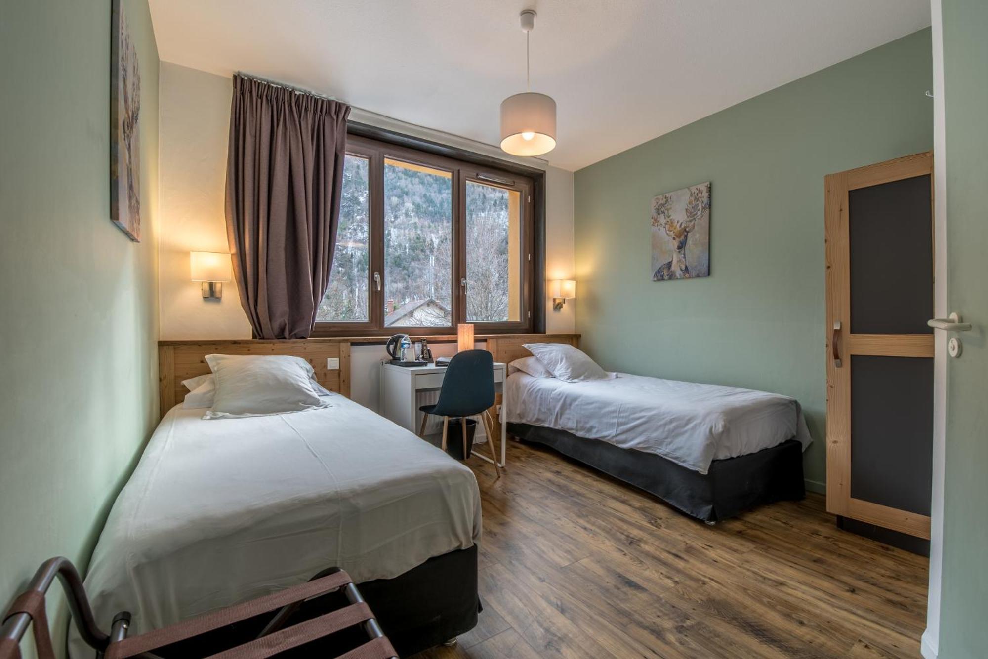 Hotel Le Marintan Saint-Michel-de-Maurienne Ngoại thất bức ảnh